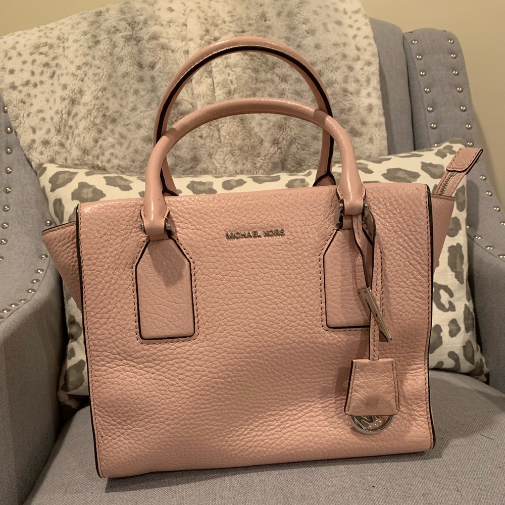 Light pink Michael Kors bag